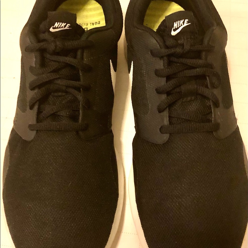 Black NIKE KAISHI NS MEN'S SHOES  SIZE 11.5 
747492 010